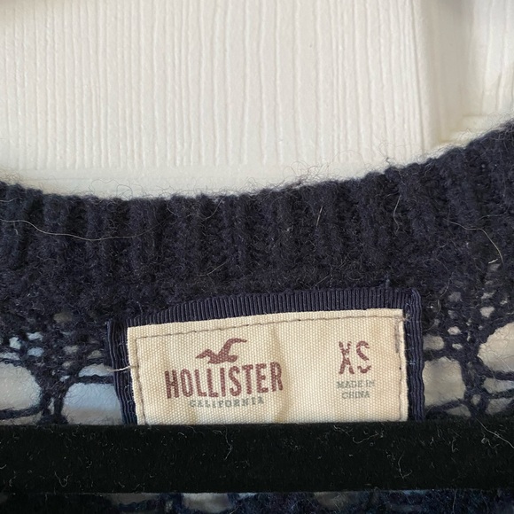 HOLLISTER, PINK REPUBLIC Sweater Bundle - Picture 4 of 10
